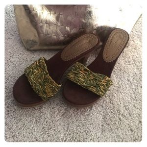 ❣️BOGO Yellow green & gold summer heels