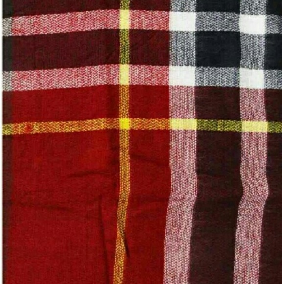 🆕HP Oversized Tartan Blanket Scarf - Picture 3 of 3