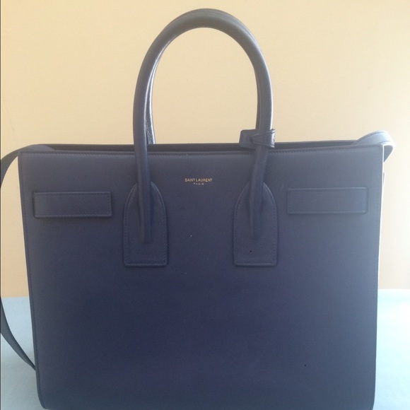 Saint Laurent sac de jour med bag with long strap