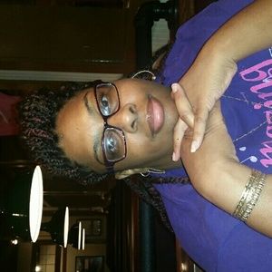 Meet your Posher, Tomika