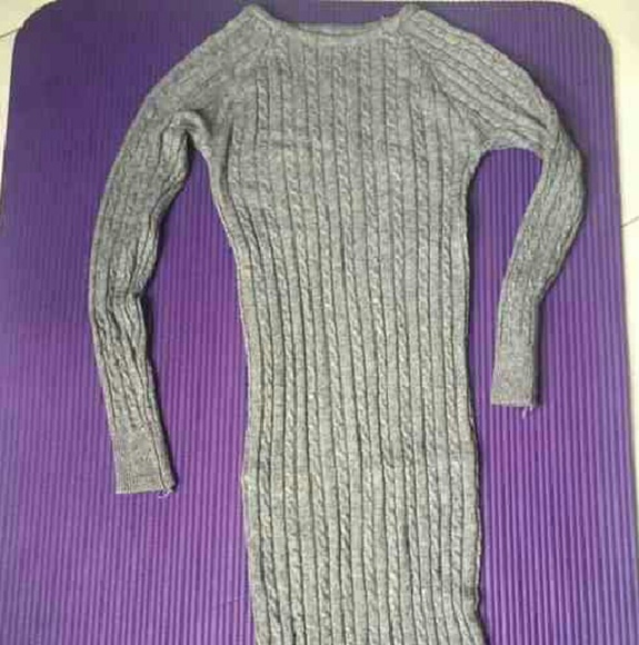 sweater knitted dress - Picture 2 of 2