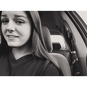 Meet your Posher, Kristina