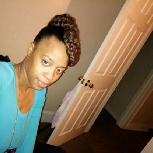 Meet your Posher, Tabitha