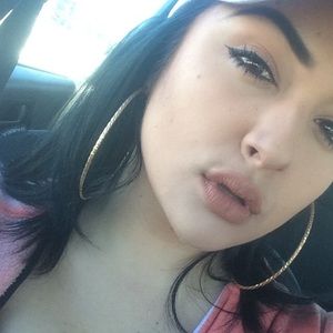 Meet your Posher, Carynn