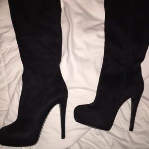 Brand new Suede Boot