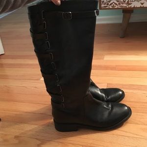 Yellow box Black knee high boots with lace up back