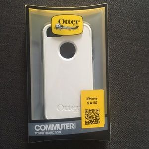 Otterbox iPhone 5 or 5s phone case