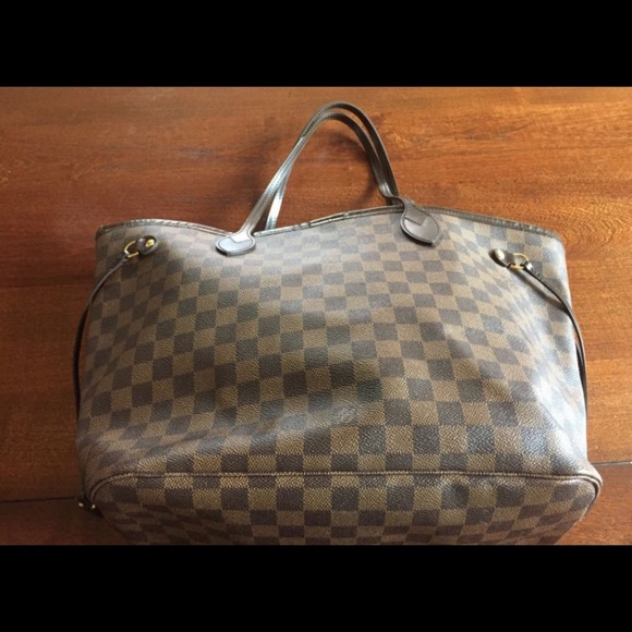 Louis Vuitton handbag beautiful brand new