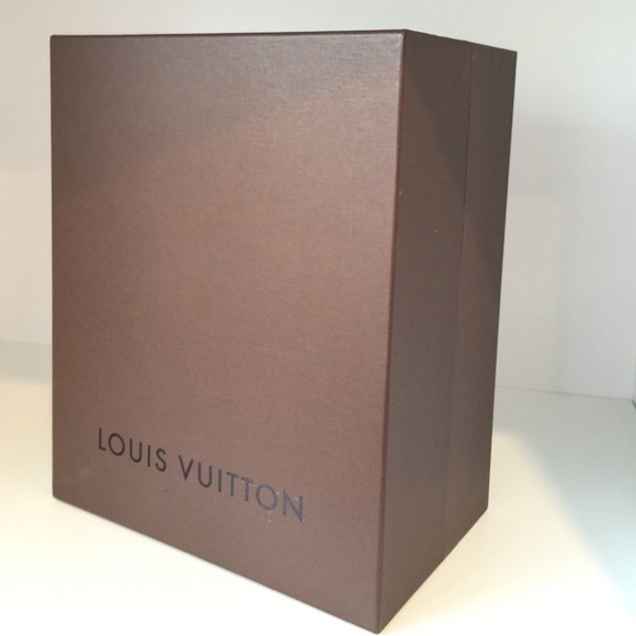 Louis Vuitton Vertical Hard Box - Picture 2 of 3