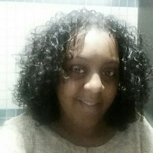 Meet your Posher, Simone