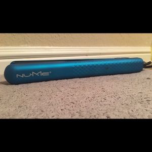 Nume flat iron