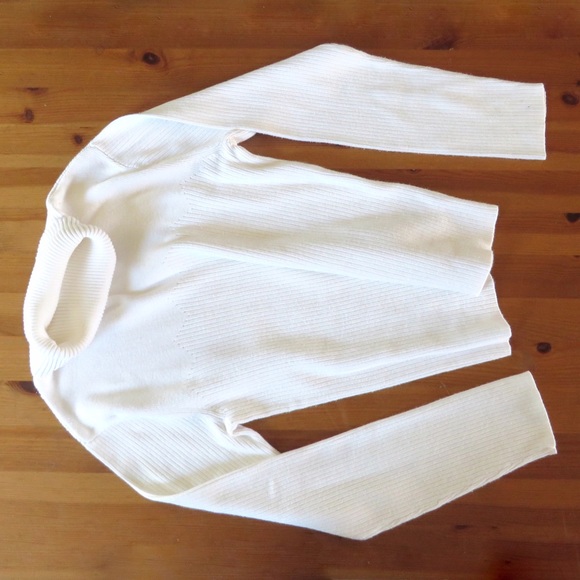 Vintage Sweaters - Vintage White Turtle Neck Sweater Top Small