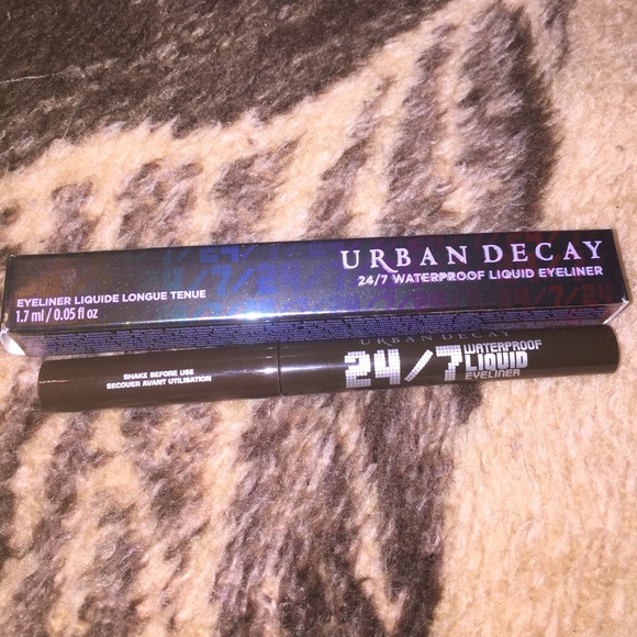 Urban decay waterproof liquid liner