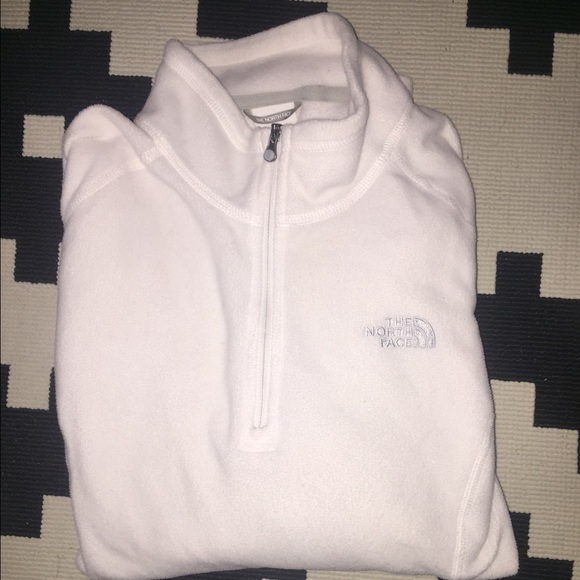 White Half Zip North Face Fleece