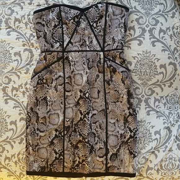BCBG maxazria strapless dress