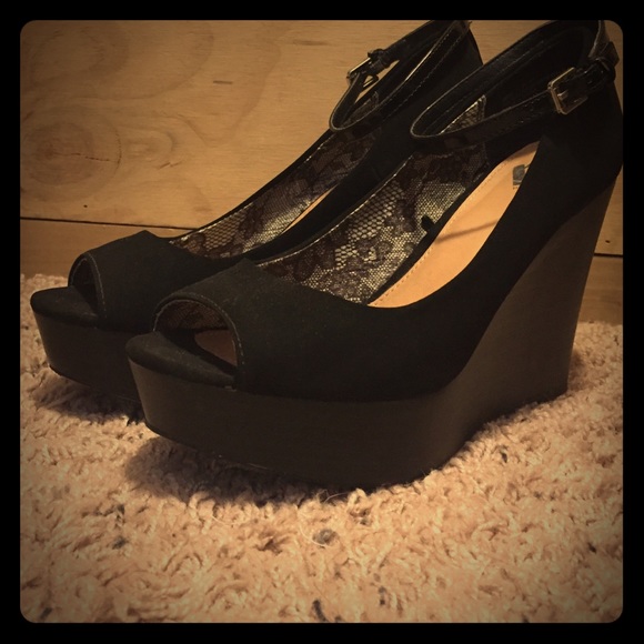 Report Shoes - Platform Wedge by Report