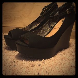 Platform Wedge by Report