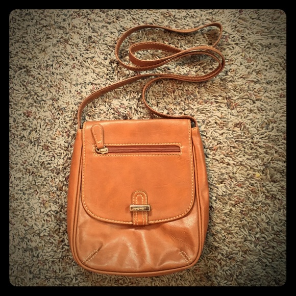 ♦️SOLD♦️Brown Nine West purse!