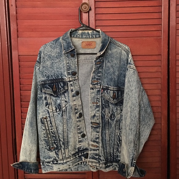 Authentic 90's Vintage Levis Jean Jacket