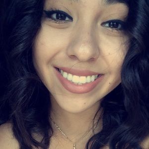 Meet your Posher, Alina