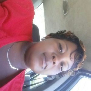 Meet your Posher, Ebony