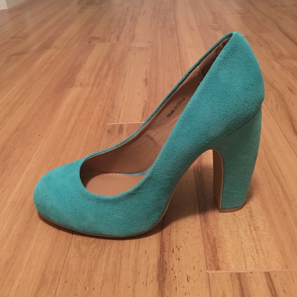 Urban Outfitters Mint Retro Heels