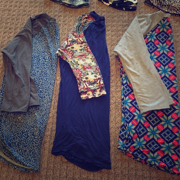 3 LulaRoe Randy Tees