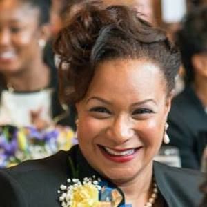 Meet your Posher, Robyn