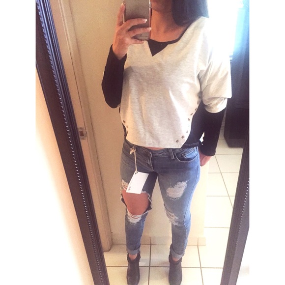 LAST DAY ❗️Gray Studded Dolman Sweater - Picture 3 of 4