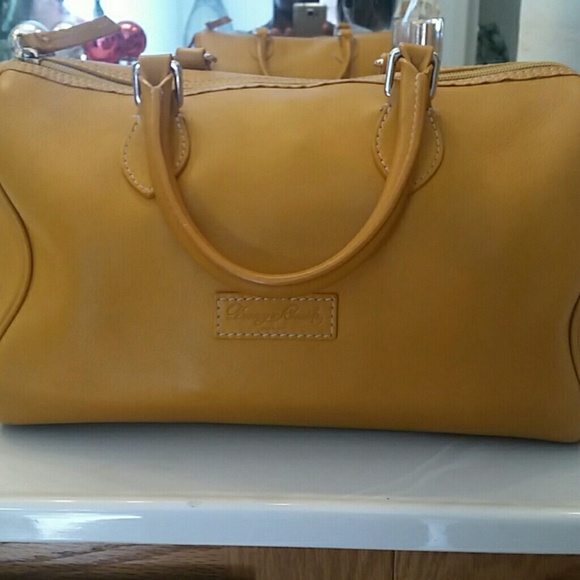 Dooney & Bourke hand bag