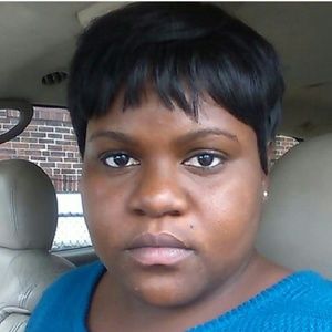 Meet your Posher, Monica