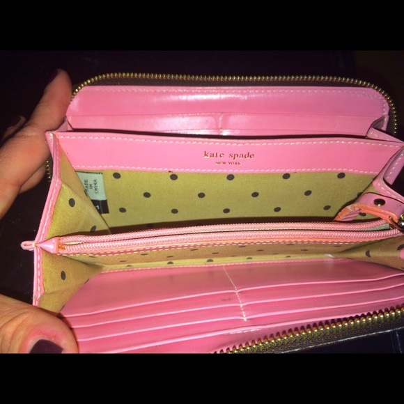 ❤️sold on tradesy ❤️Kate Spade chestnut wallet - Picture 3 of 4