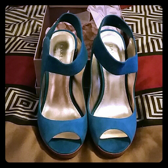 Teal Heels by Bakers
