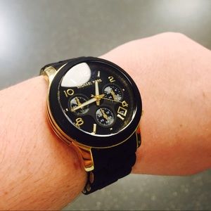 Michael Kors MK5191 women's black and gold watch