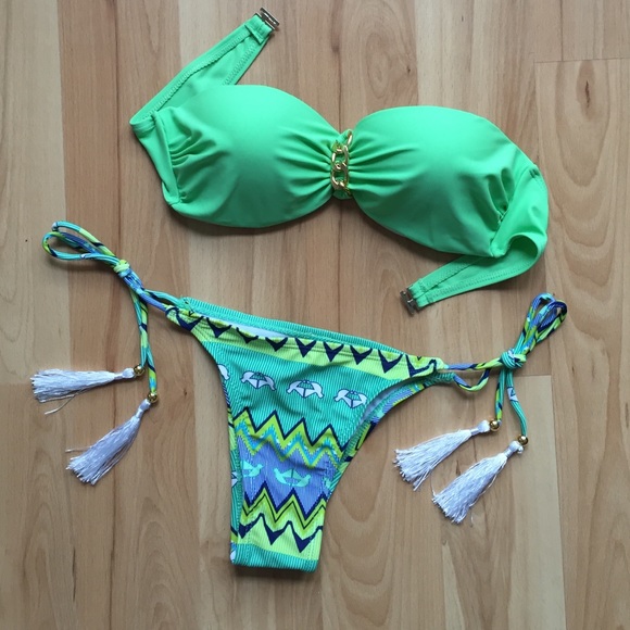 Other - Green Strapless Cheeky Bikini