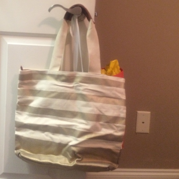 Gold and tan striped bag - Picture 1 of 4