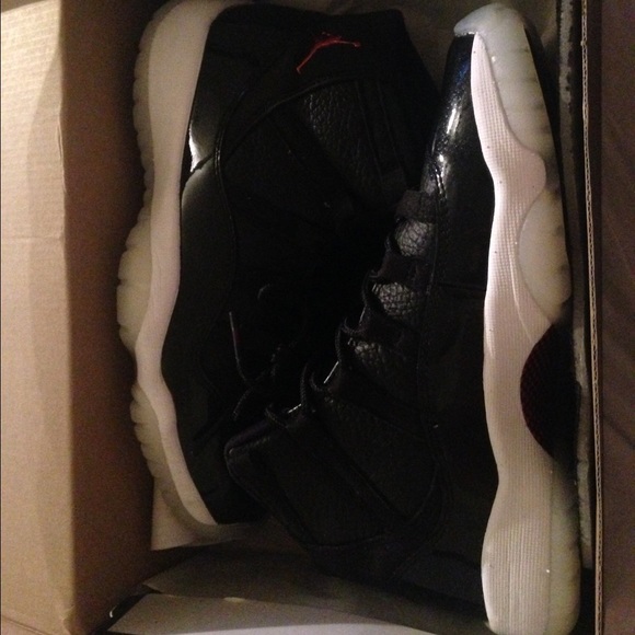 Air Jordan 11's retro BG 72-10