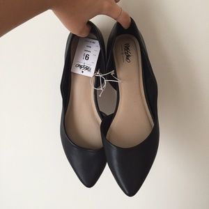 Black D'orsay Flats