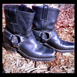 Frye Smith Harness Women's Short Boots