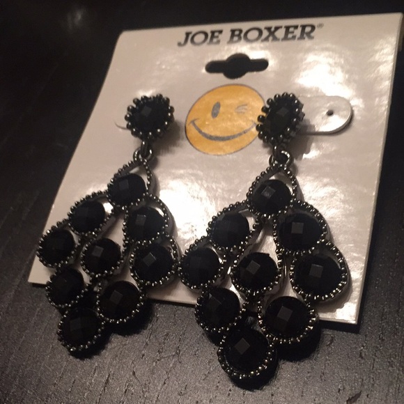 Earring - Picture 2 of 2