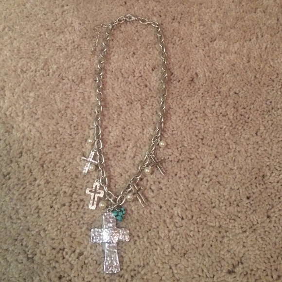 Cross necklace - Picture 1 of 3