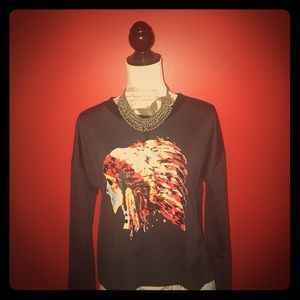 Adorable NWOT - Indian Skull cropped sweatshirt !