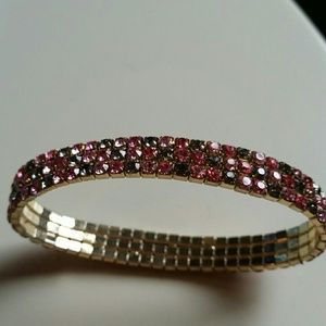 Stretchy rhinestone bracelet