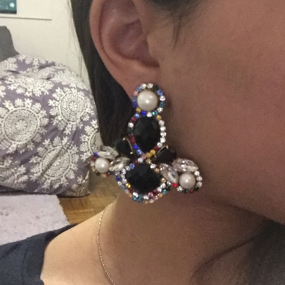 Earrings - Picture 2 of 3