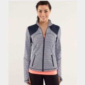 LULULEMON GINGHAM NAVY AND WHITE  "FORME JACKET"