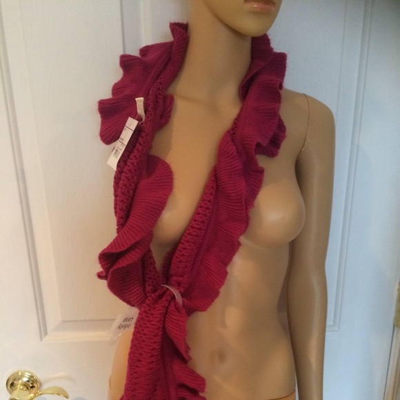 New with tags gala pink infinity loop scarf