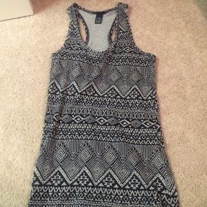 Super cute razor back tank top