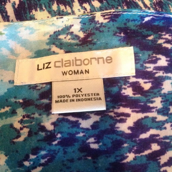 Liz Claiborne tunic top in blues and greens 1X - Picture 3 of 3