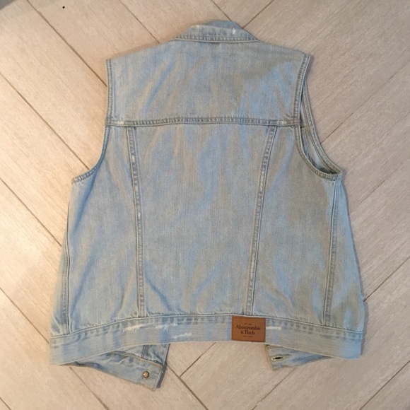 Abercrombie and Fitch Light Blue Jean Vest - Picture 2 of 2