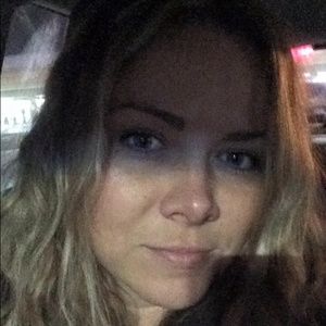 Meet your Posher, Tina